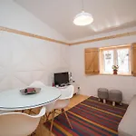 Feel Alfama Апартаменти