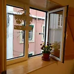 Feel Alfama Апартаменти