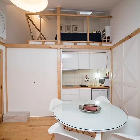 Feel Alfama * Лиссабон